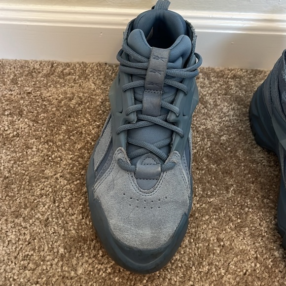 Cardie B sneakers - Picture 3 of 6